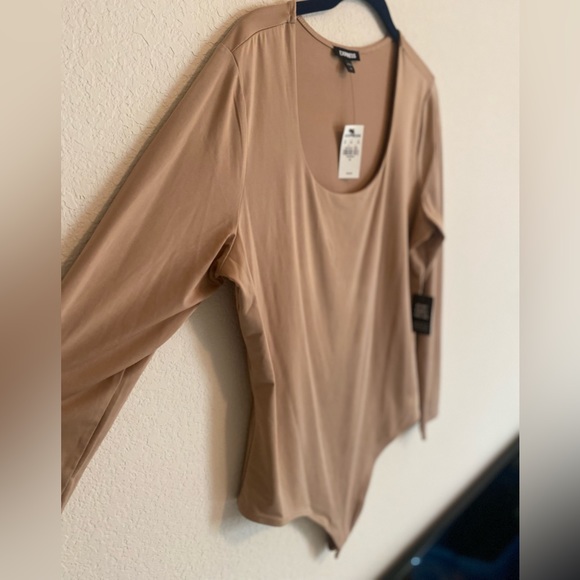 Express Body Contour Bodysuit - Picture 3 of 4